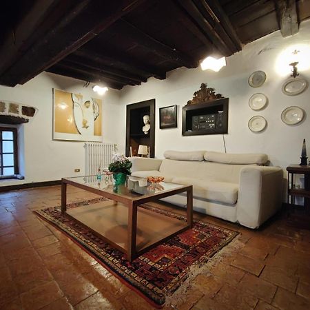 B&B Dentro Il Castello Di Fumone エクステリア 写真