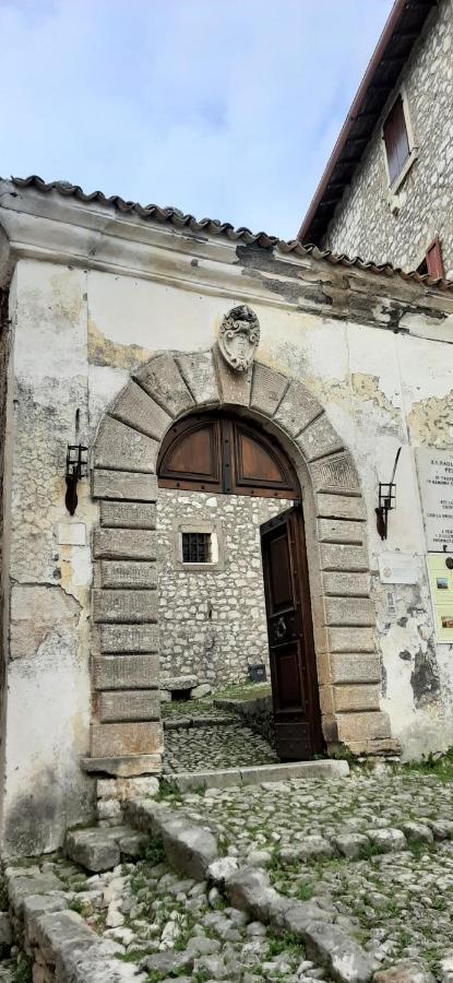 B&B Dentro Il Castello Di Fumone エクステリア 写真