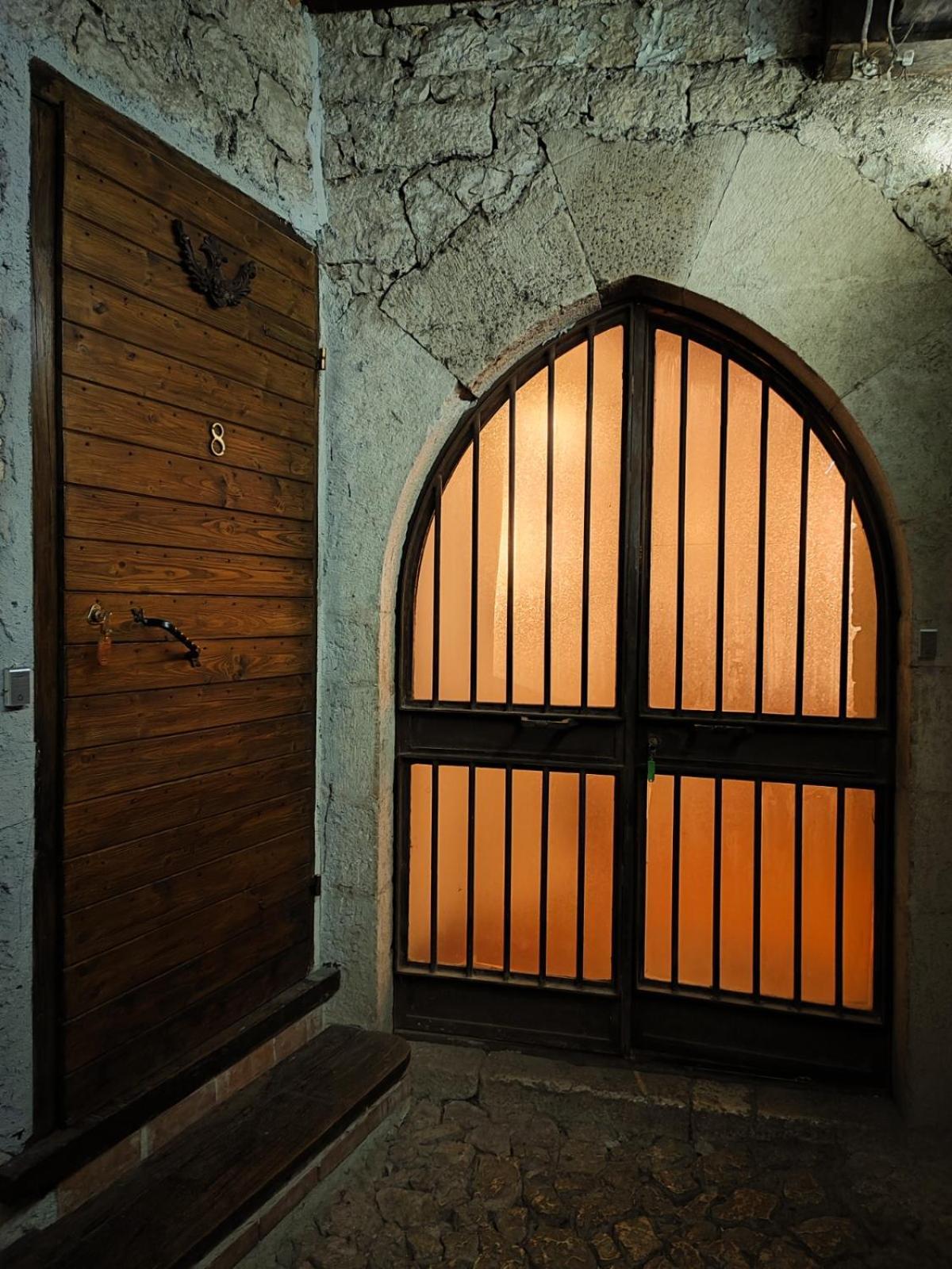 B&B Dentro Il Castello Di Fumone エクステリア 写真